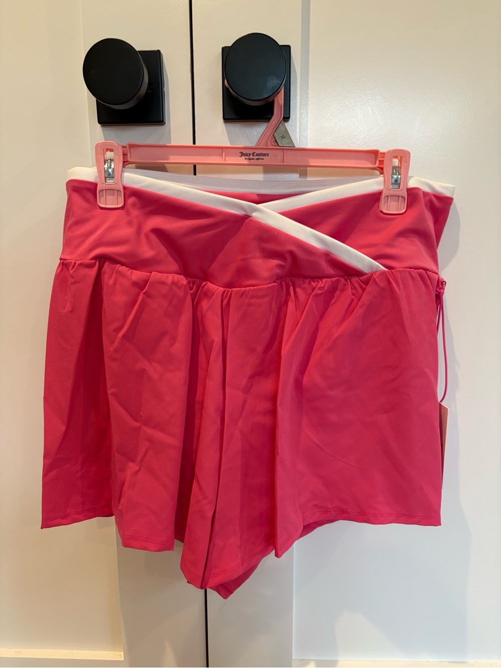 New Juicy couture sport Pink Athletic Skort with White Trim size XL